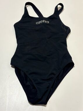 Arena Women's Black One-Piece Swimsuit